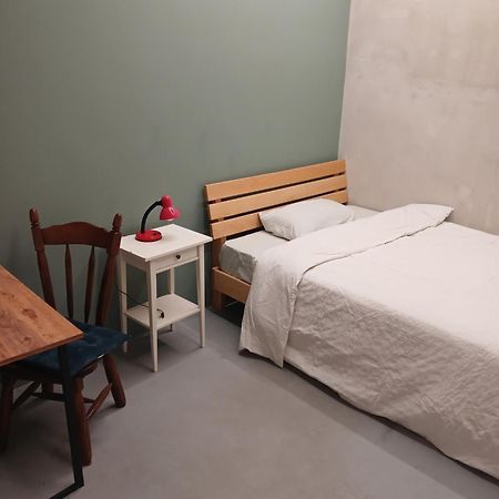 트빌리시 Shared Flat In An Artists District Pikris Gora 아파트 외부 사진