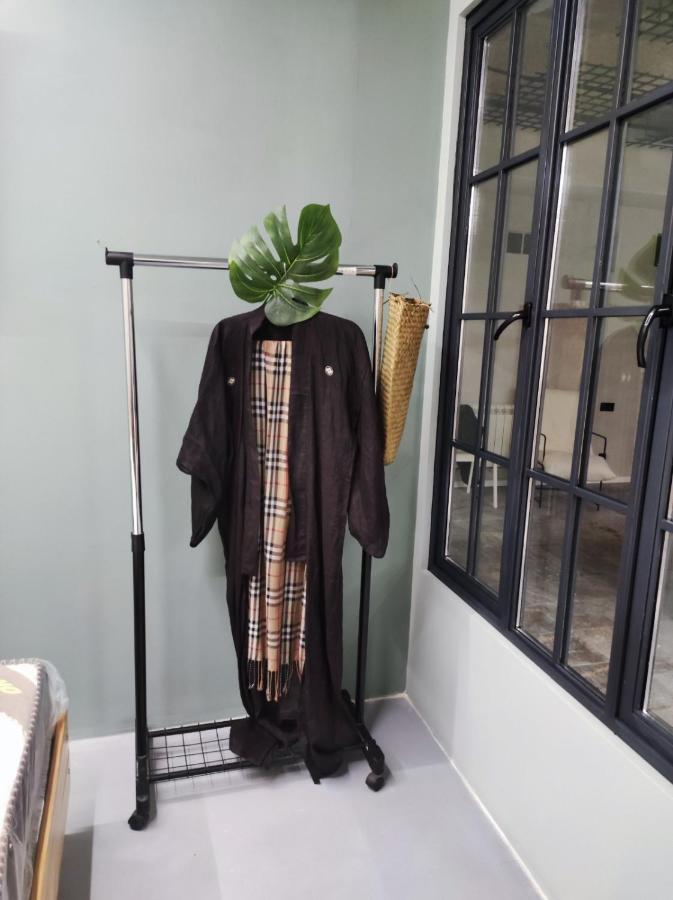 트빌리시 Shared Flat In An Artists District Pikris Gora 아파트 외부 사진