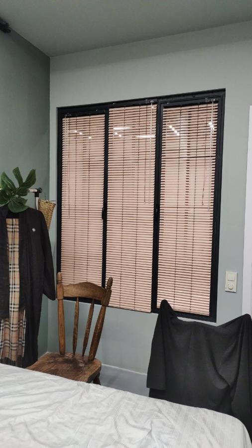 트빌리시 Shared Flat In An Artists District Pikris Gora 아파트 외부 사진